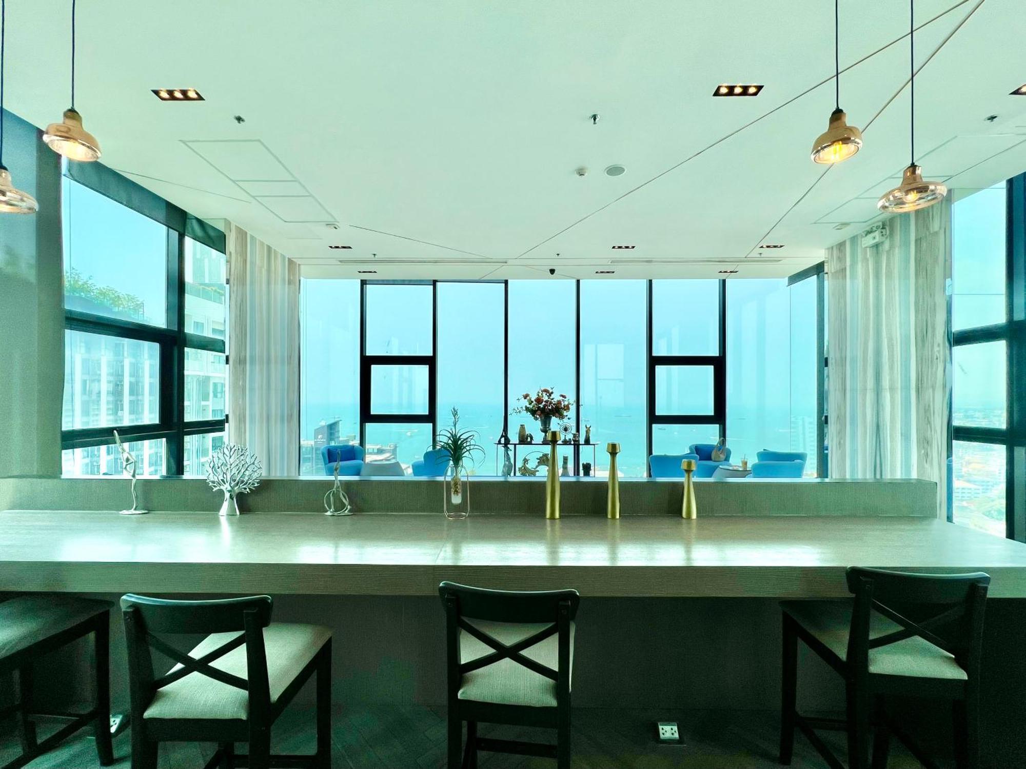 Sea View Pattaya Beach @The Base Central باتايا المظهر الخارجي الصورة