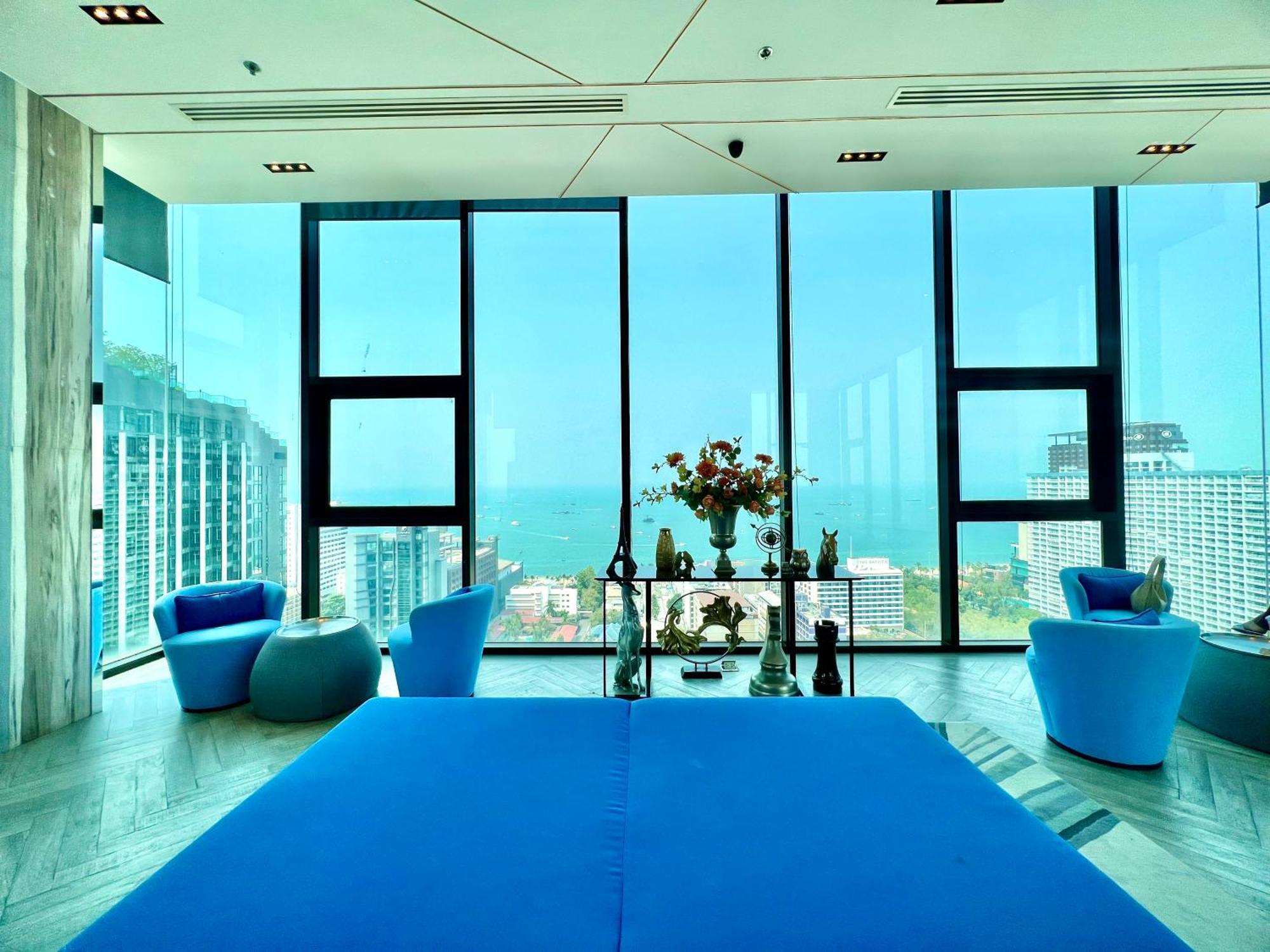 Sea View Pattaya Beach @The Base Central باتايا المظهر الخارجي الصورة